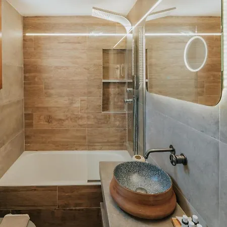 Hotell Anerada Kalavryta