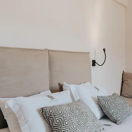 Anerada Hotel 3*