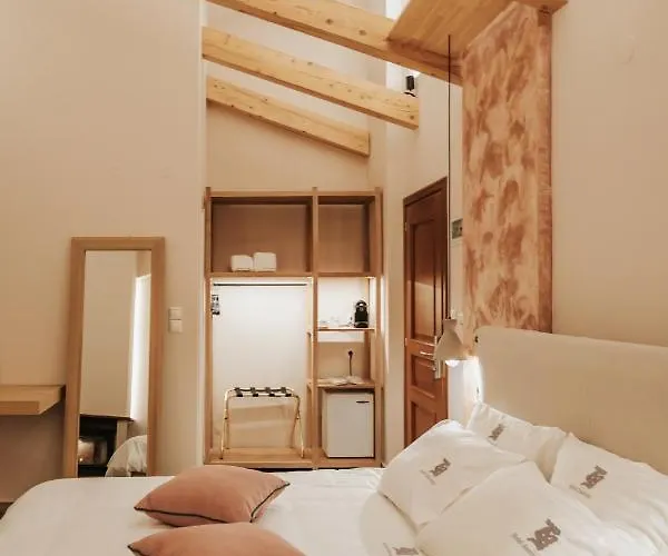 Anerada Otel Kalavryta